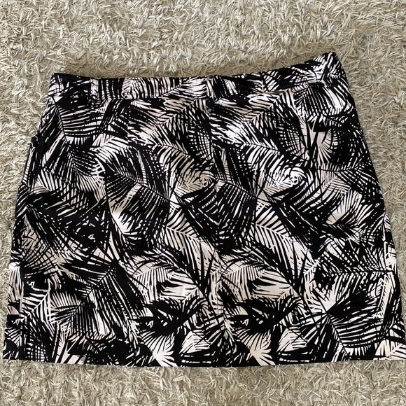 Mario Serrani Skirt - Picture 7 of 7